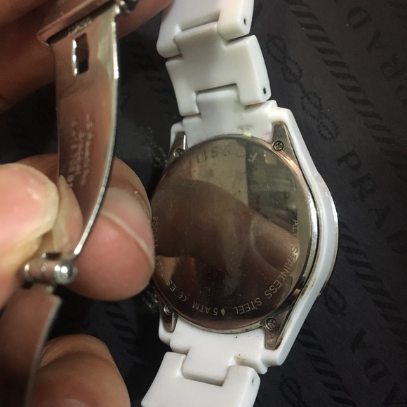 Designer watches that will need new battery! - Picture 7 of 7